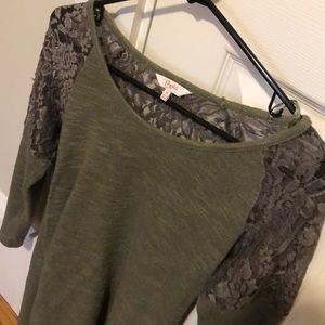 🛒Lacey green candies shirt